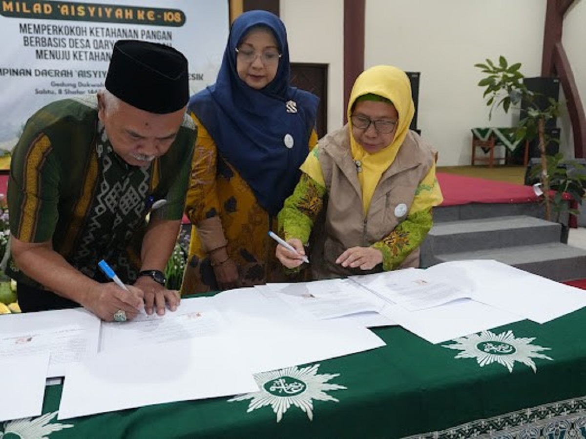 KEMANDIRIAN BERKELANJUTAN : Pimpinan Daerah