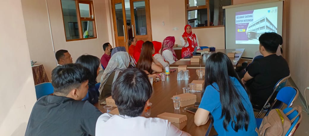 DOKTER : Puluhan Dokter Internship PIDI dan PIDGI jalani praktek di RS dan Puskesmas di Gresik.