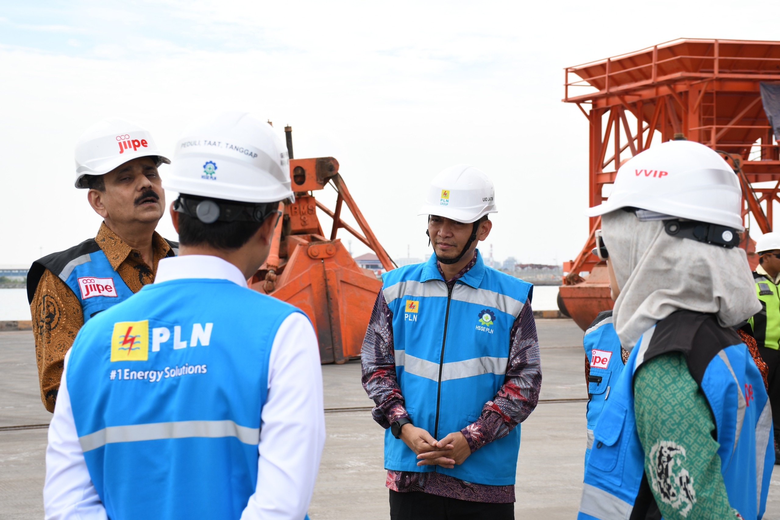 PLN salurkan tambahan daya 40 MVA ke BKMS JIIPE Gresik, total pasokan 239,5 MVA, target naik 500 MVA pada 2028.