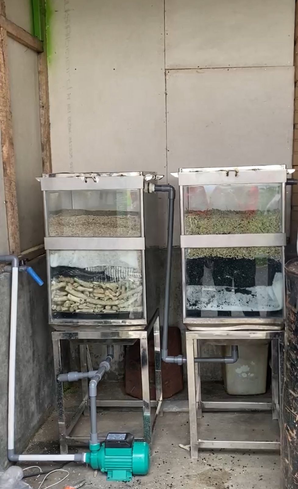 Alat Sistem Penjernih Air Berbasis Filtrasi, Adsorpsi, dan Klorinasi dengan Kontrol Jarak Jauh untuk Peningkatan Kualitas Air di Dusun Sanggrahan, Blitar.&rdquo;