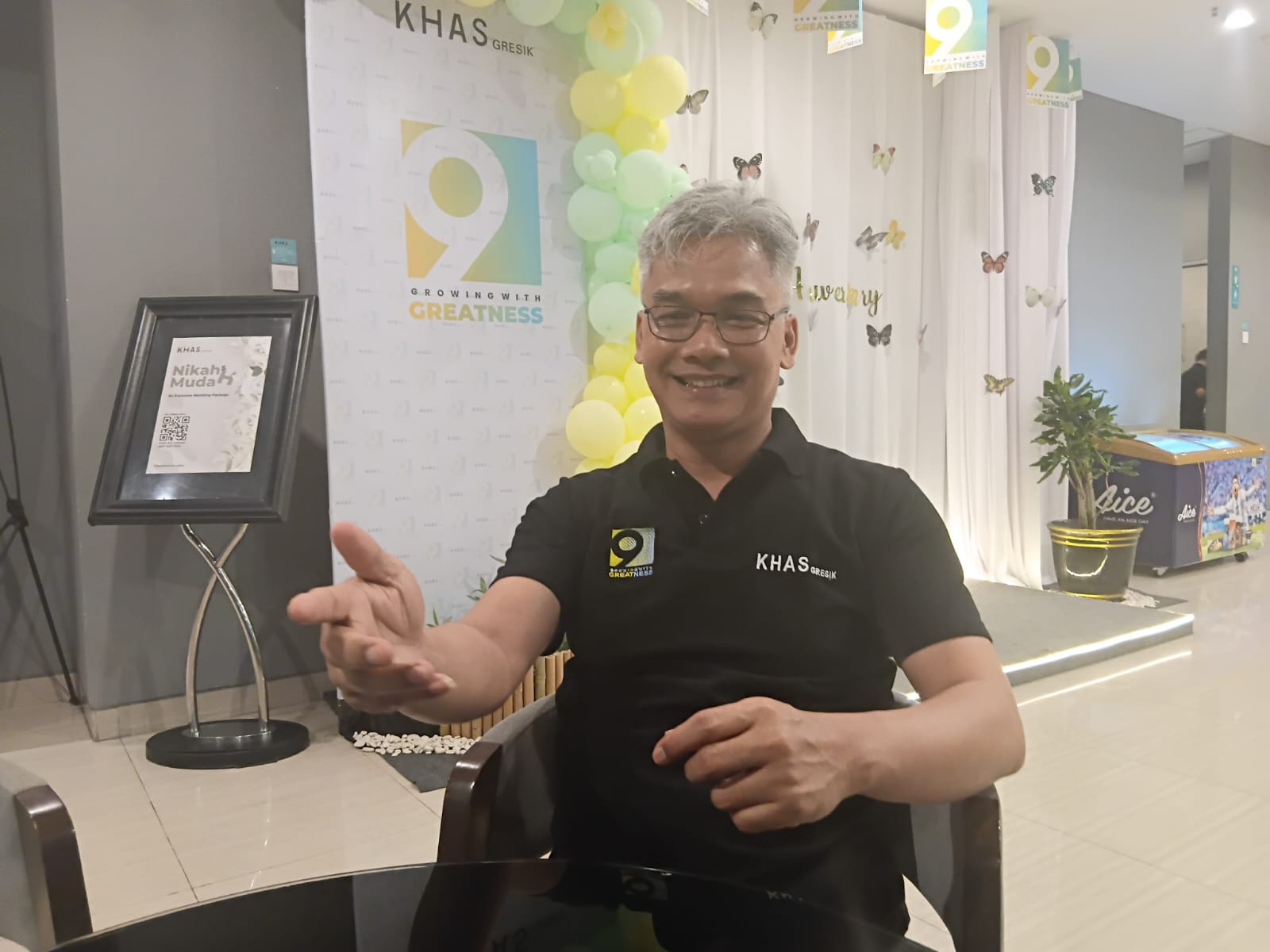 OPTIMIS : General Manager KHAS Gresik Hotel, Medy Hari Swasongko tetap optimis untuk kedepannya.