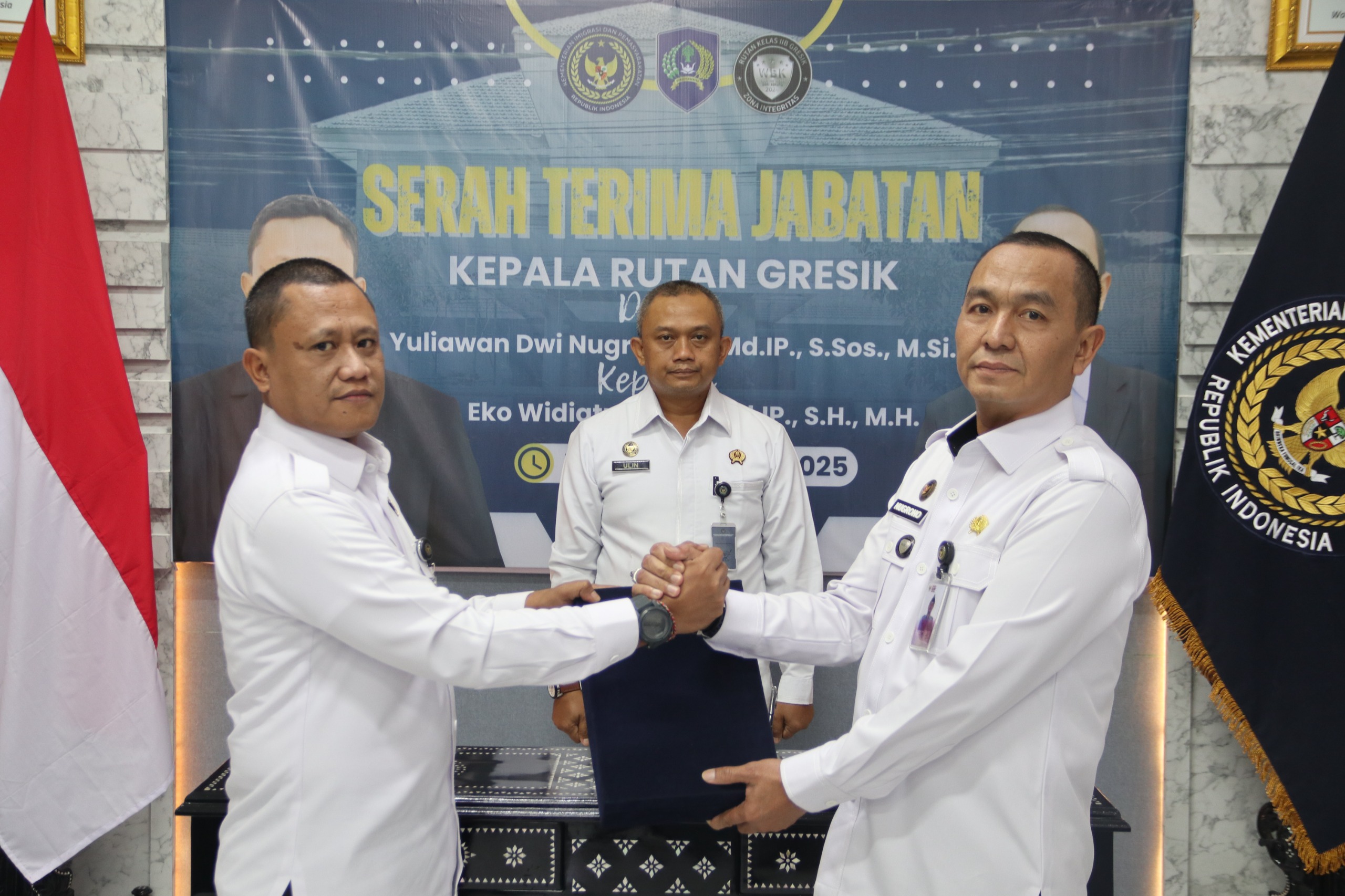 SERTIJAB : Yuliawan Dwi Nugroho saat mengikuti serijab dan menyerahkan jabatannya ke Kepala Rutan Kelas IIB&nbsp; Eko Widiatmoko.