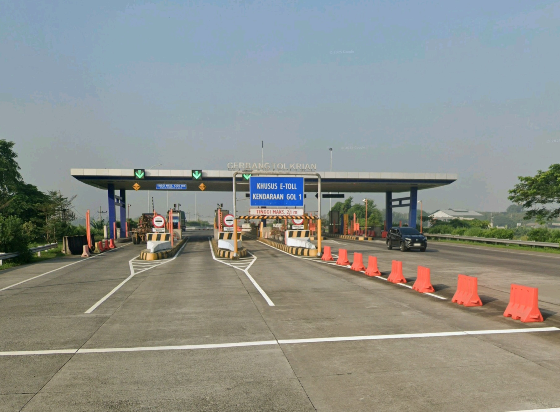Penamaan Gerbang tol Krian pada gate Legundi dianggap masyarakat Gresik Selatan membingungkan.