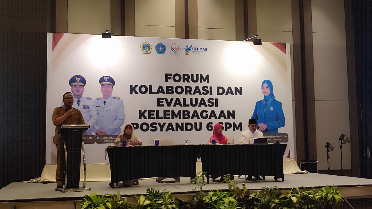 Forum Kolaborasi dan Evaluasi Kelembagaan Posyandu 6 SPM pada Senin (13/10), bertempat di Hotel Aston Gresik.