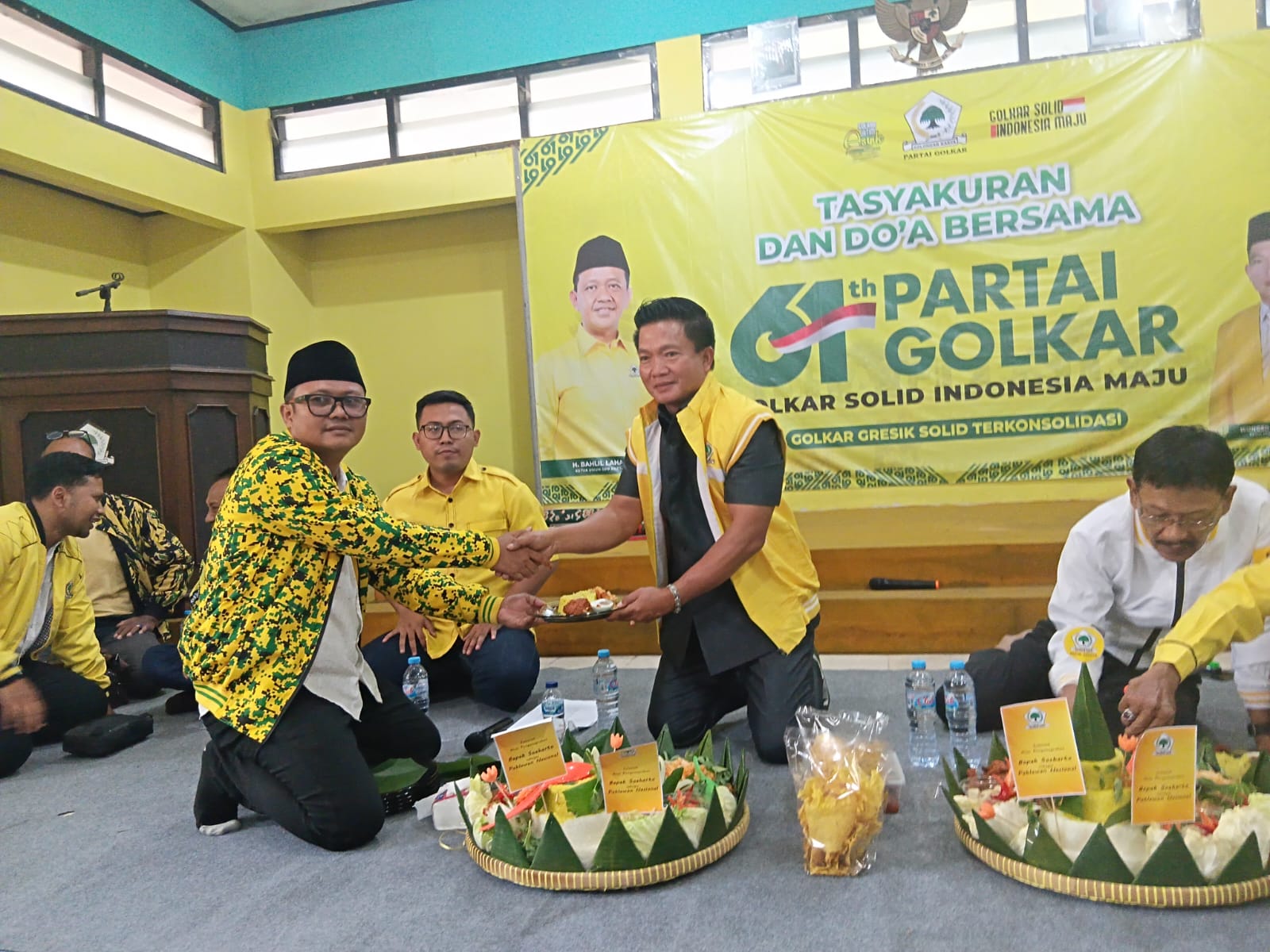 SYUKURAN: Partai Golkar Gresik gelar syukuran terkait gelar Pahlawan Nasional.