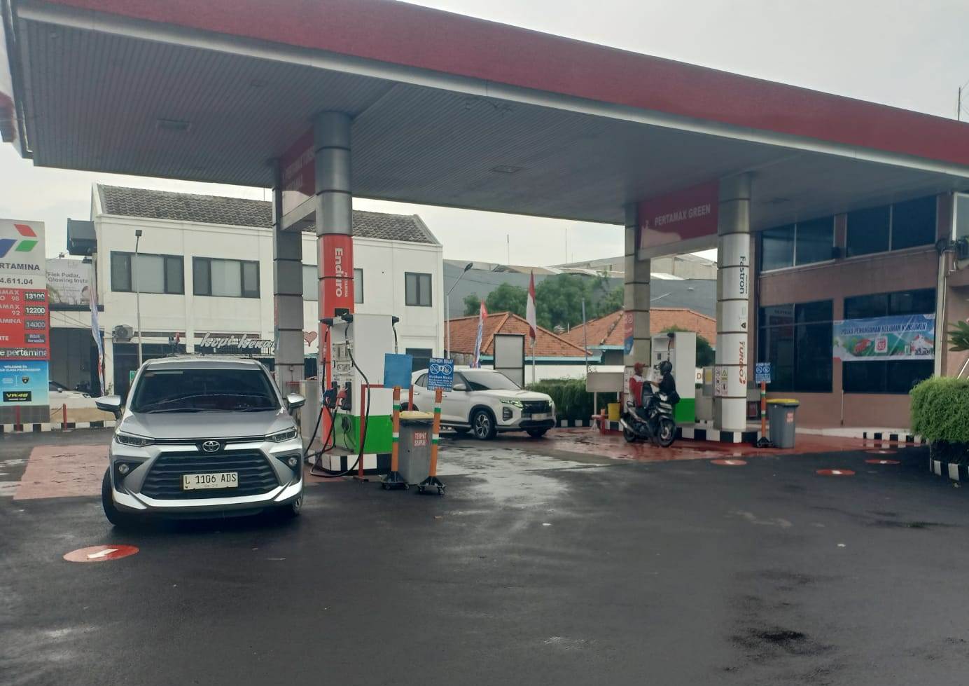 Salah satu SPBU di wilayah Kabupaten Gresik.