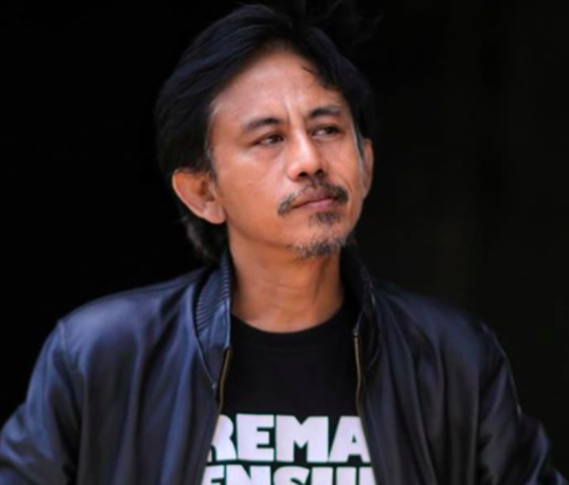Epy Kusnandar saat memerankan karakter Kang Mus dalam sinetron Preman Pensiun.