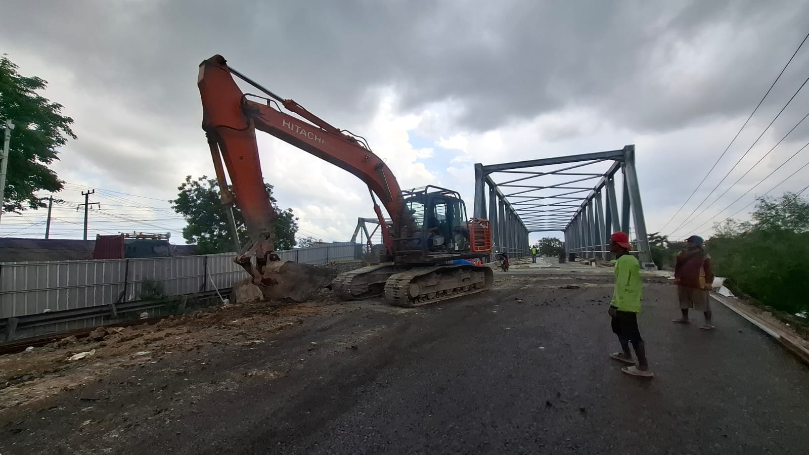 HAMPIR JADI: Jembatan Manyar Pantura Jatim di Gresik Siap dioperasikan saat Nataru.