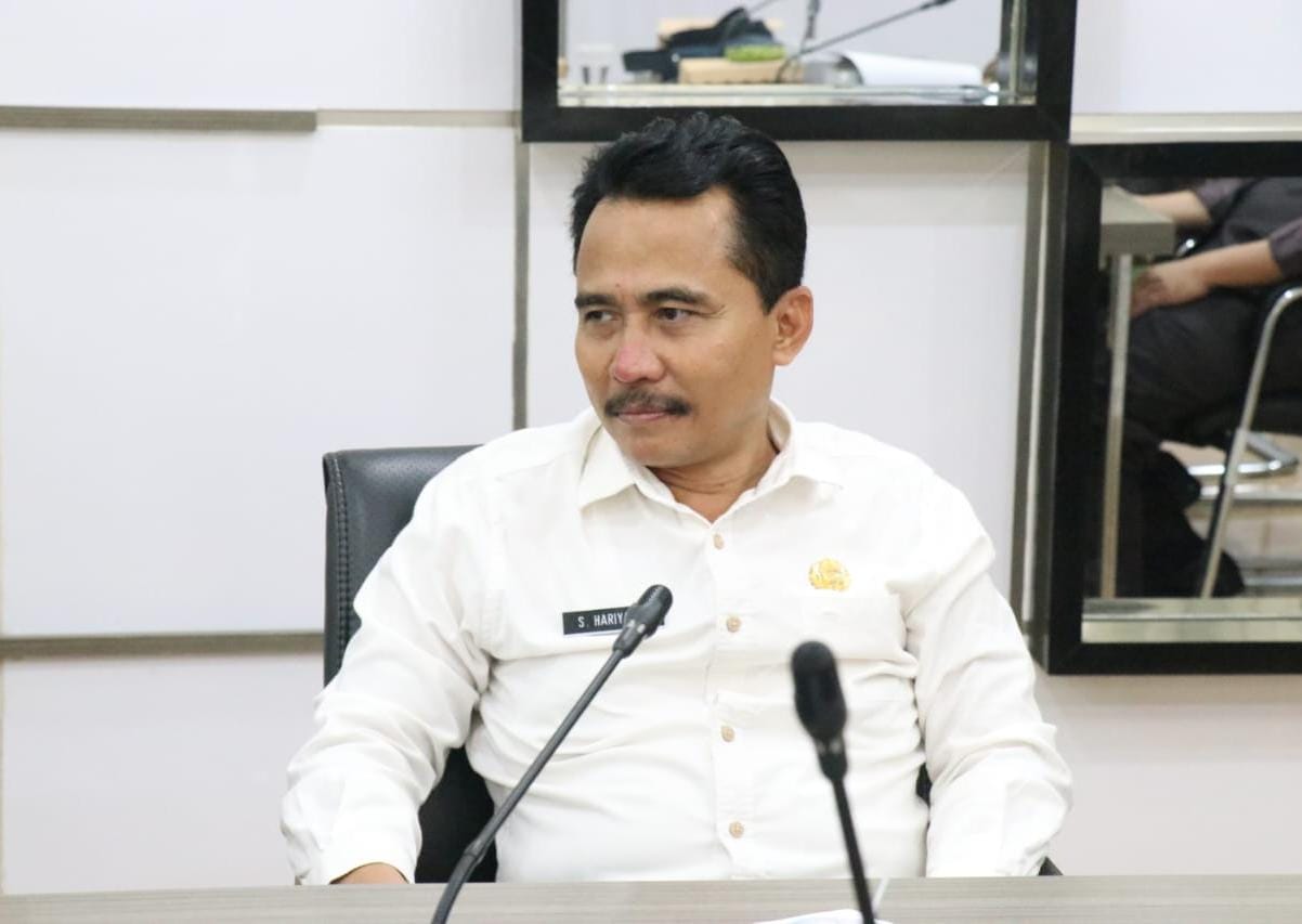 KETERLIBATAN : Gerakan Ayah Mengambil Rapot.