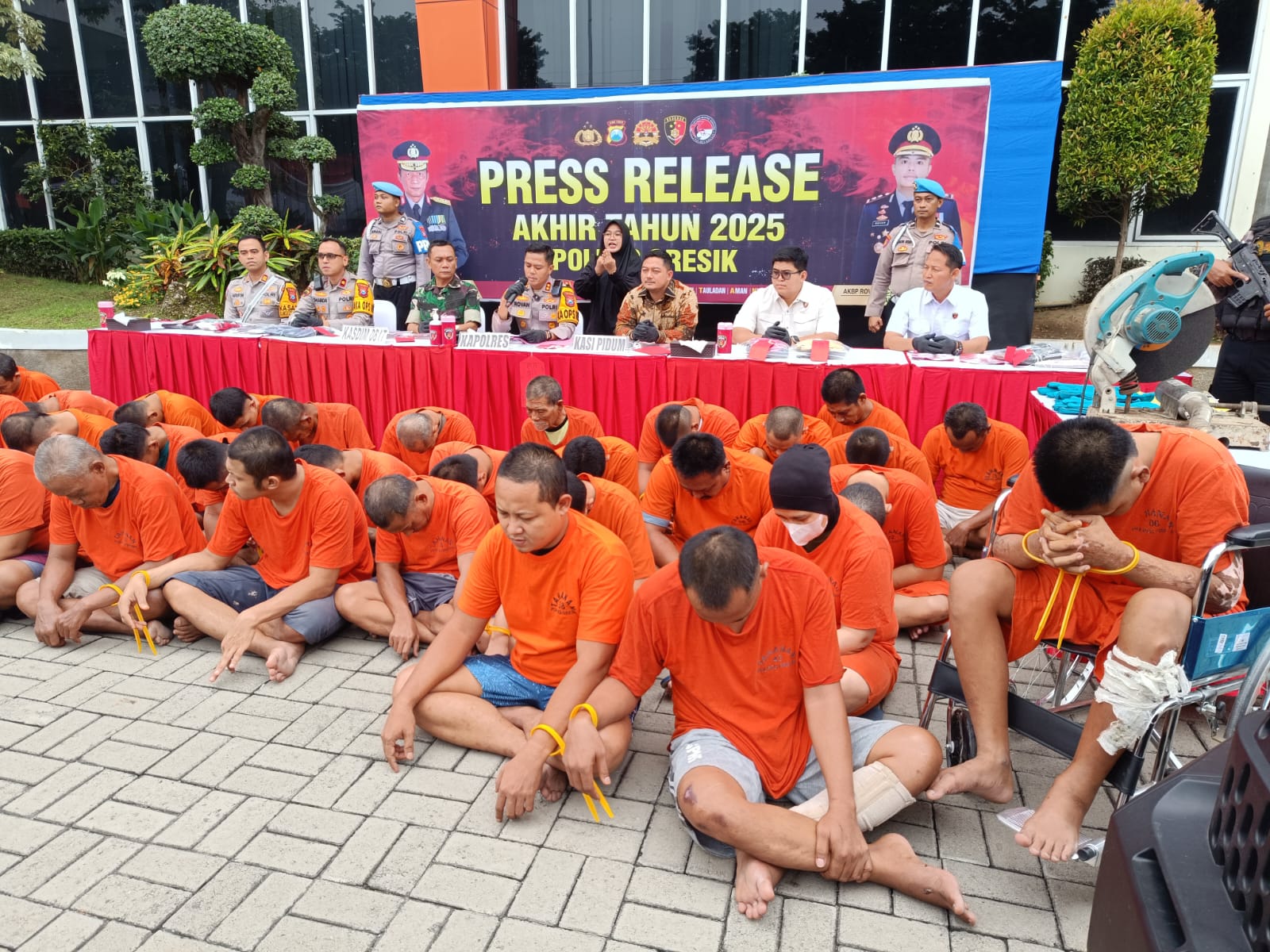 DIAMANKAN : 136 Tersangka dari 92 kasus diamankan Polres Gresik di Tahun 2025.