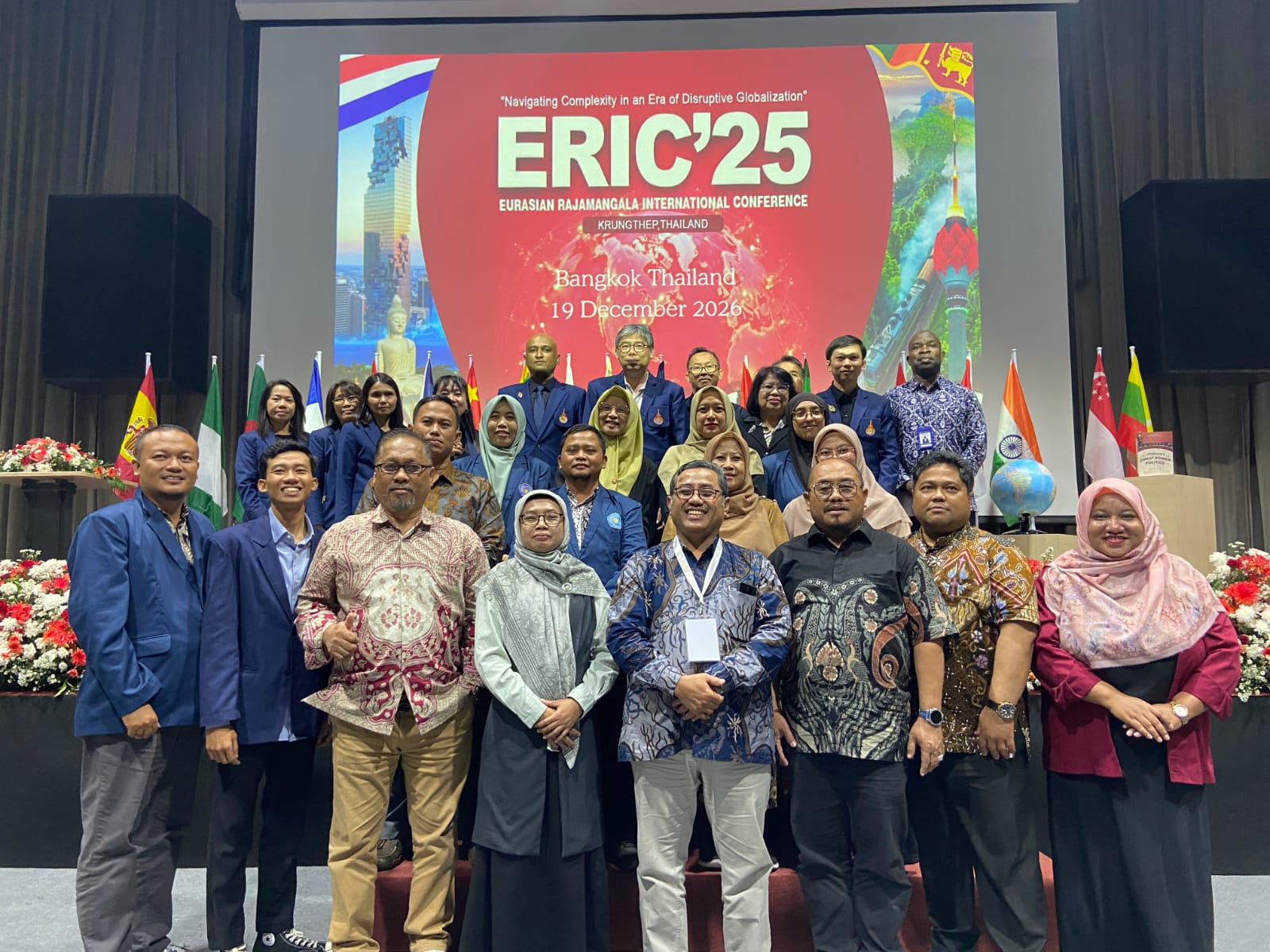 Delegasi UMG hadir bukan hanya sebagai peserta, tetapi sebagai kontributor aktif dalam diseminasi riset dan pengabdian masyarakat di kancah internasional.
