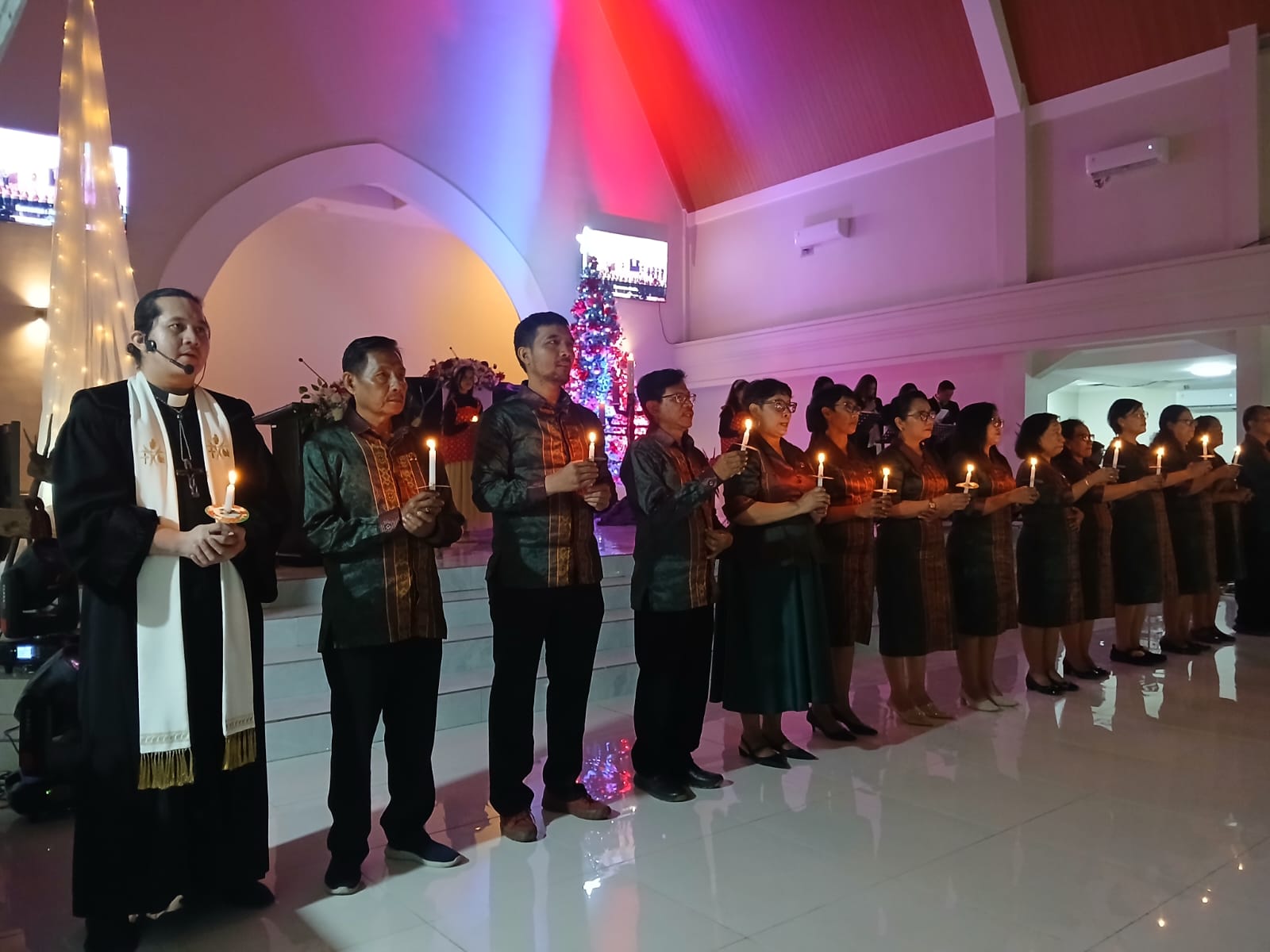 SUASANA : Perayaan Natal 2025 di GKI Gresik