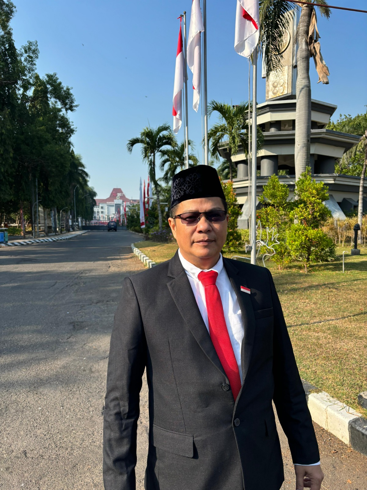 Abdullah Basid, Pimpinan Bank Jatim Cabang Gresik.