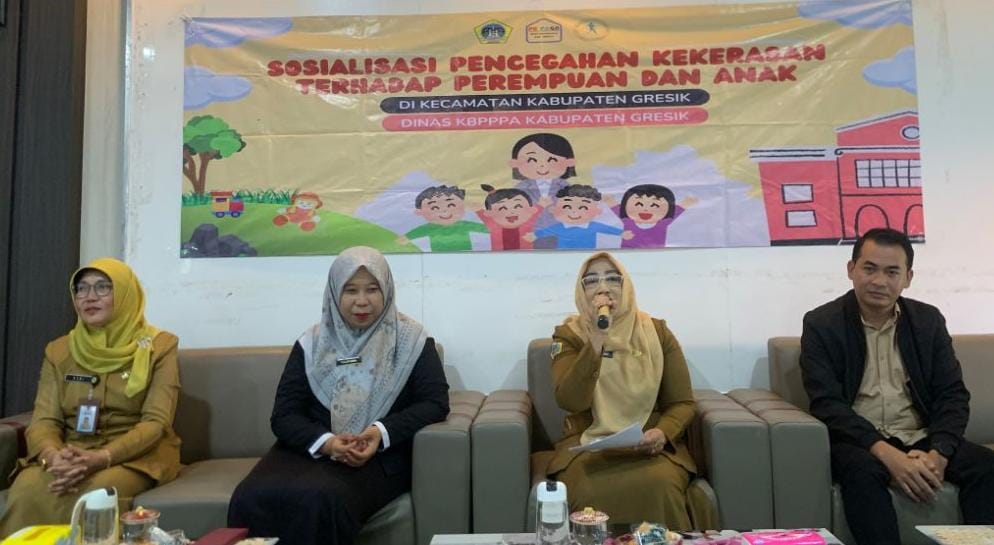KOMITMEN: dr. Titik Ernawati, Kepala Dinas KBPPPA Kabupaten Gresik mengapresiasi keberanian masyarakat yang mulai aktif melapor.