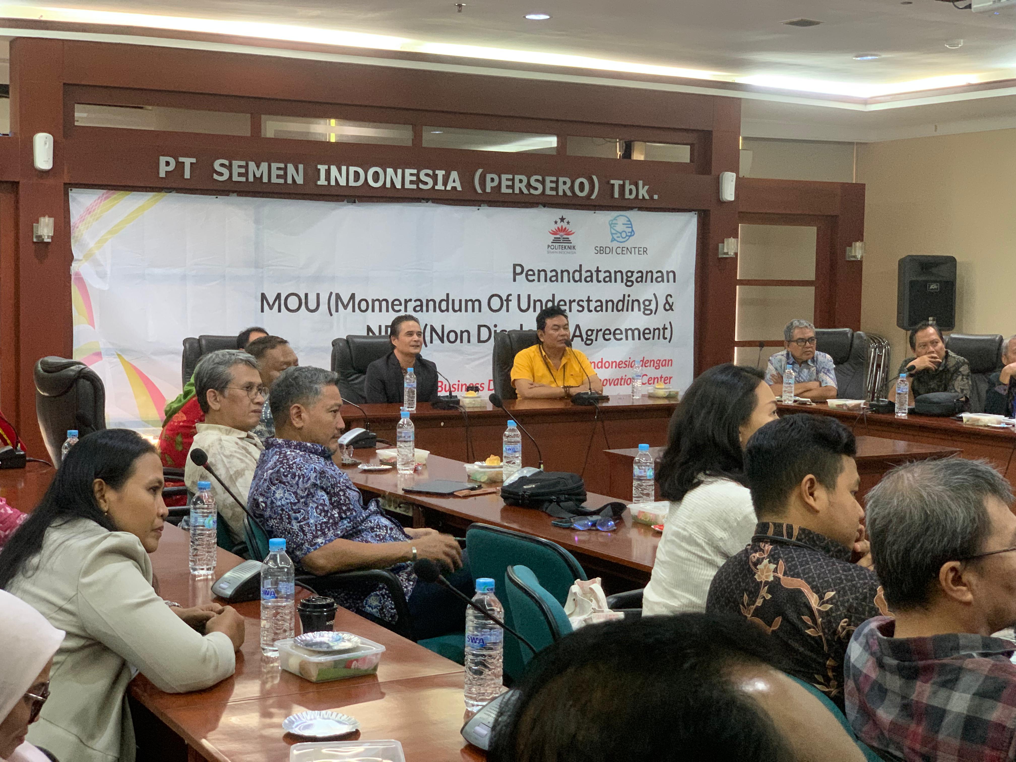 SINERGI: Suasana khidmat acara penandatanganan MoU dan NDA antara Polteksi dan SBDI Center