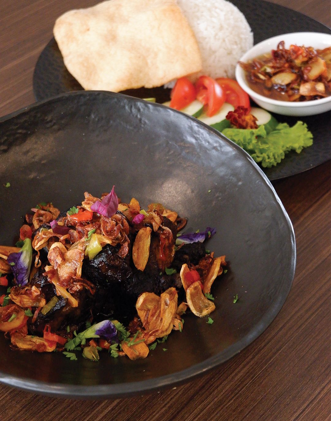 Hotel Santika Gresik meluncurkan rangkaian menu spesial saat awal tahun.
