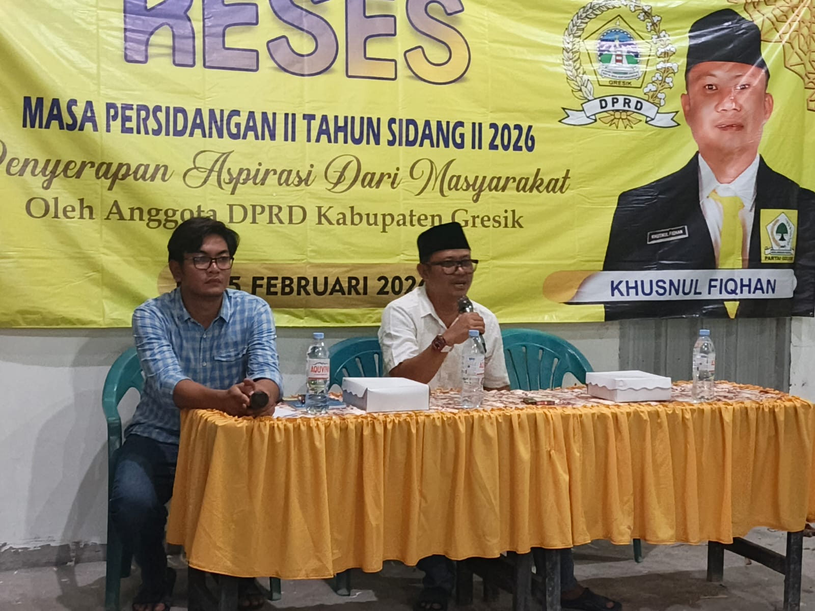 ASPIRASI: Anggota Komisi I DPRD Gresik, Husnul Fiqhan, saat berdialog dengan konstituen dalam agenda Reses.