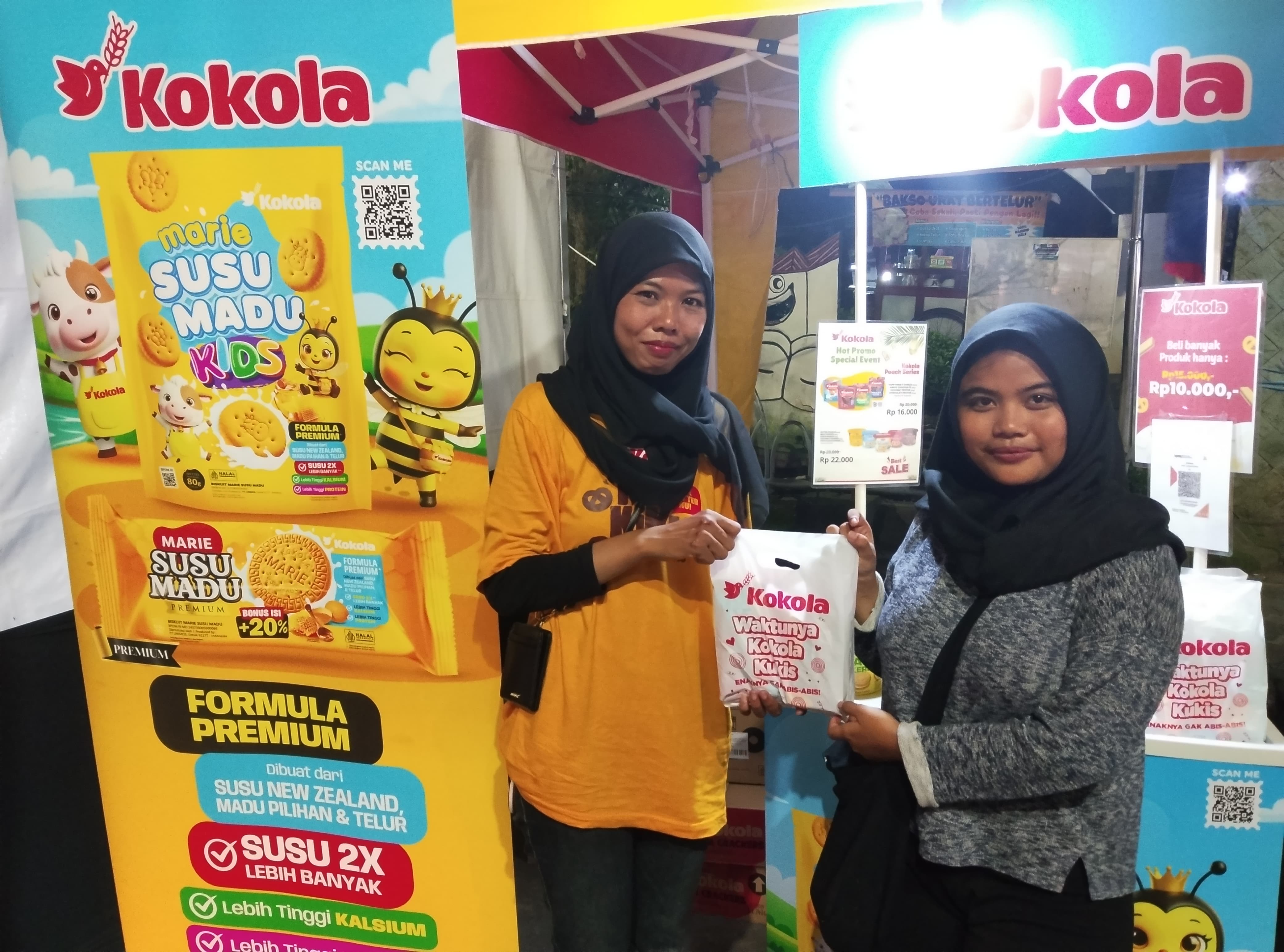 booth Biskuit Kokola yang memamerkan deretan produk inovasi terbaru serta paket khusus menyambut Idulfitri. 