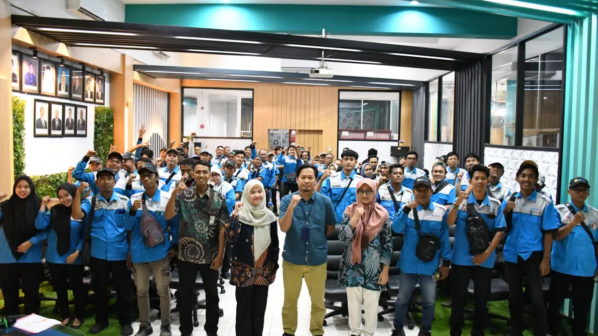 Pelatihan Petugas Verifikasi Lapangan Data dan Informasi Statistik Bidang Kelistrikan pada Jumat (6/3) di Kantor PLN UP3 Gresik