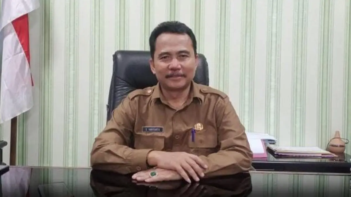 KEBIJAKAN: Kepala Dinas Pendidikan Kabupaten Gresik, dr. S. Hariyanto. Dispendik Gresik memastikan proses pendidikan tetap berjalan. (Fajar/Radar Gresik) 