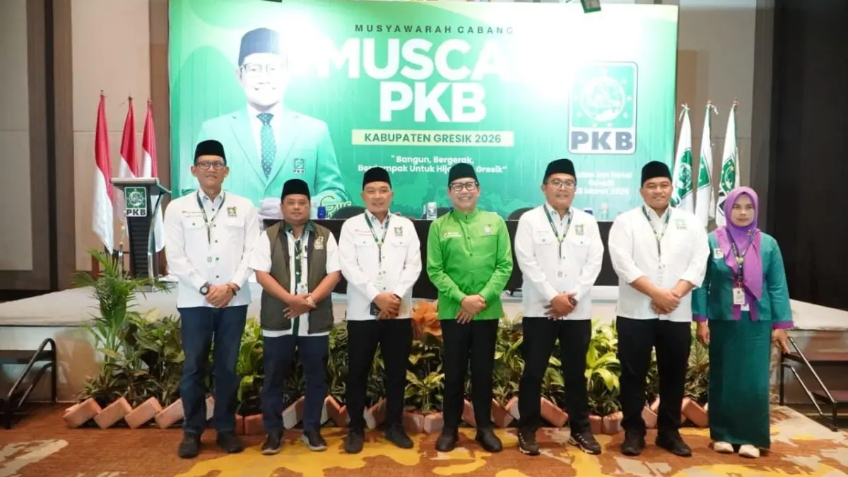 Kandidat : Para enam kandidat Ketua DPC PKB Gresik di Muscab, kemarin. (Fajar/Radar Gresik) 