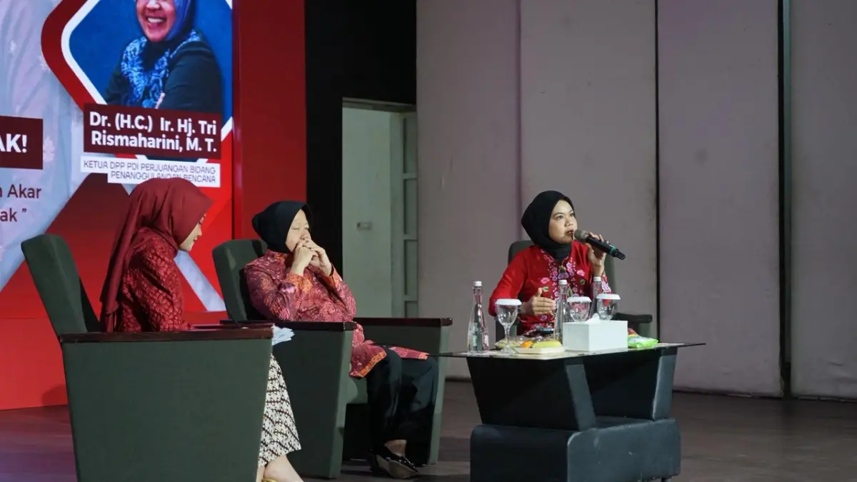 Sarasehan Kartini: Anggota DPR RI Komisi VII Nila Yani Hardiyanti saat memberikan pemaparan dalam Sarasehan Hari Kartini, menekankan pentingnya perlindungan perempuan di ruang digital.