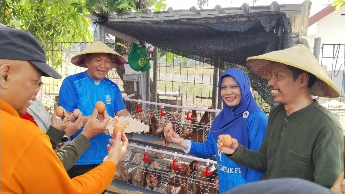 Giat : Cabang Dinas Pendidikan Wilayah Gresik juga tancap gas memperkuat lingkungan lewat program SIKAP (Sekolah Inovatif Ketahanan Pangan). (Riri/Radar Gresik) 