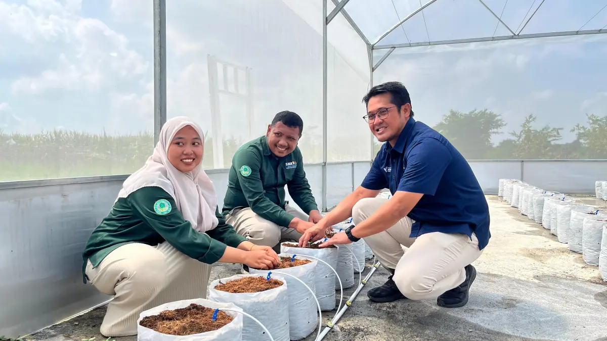 Peduli Pendidikan : Petrokimia Gresik hadirkan school lab farming, cetak petani milenialdi SMK Muhammadiyah 5 Gresik. (Ist/Radar Gresik) 