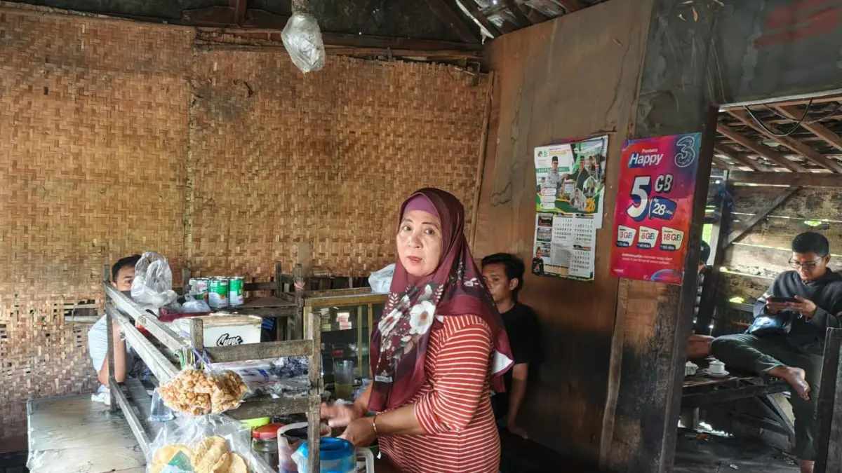 LEGENDARIS: Racikan kopi khas Sidayu ini menjadi salah satu perbekalan favorit jamaah haji asal Gresik untuk dinikmati di sela ibadah di Tanah Suci. (Dok/Radar Gresik) 