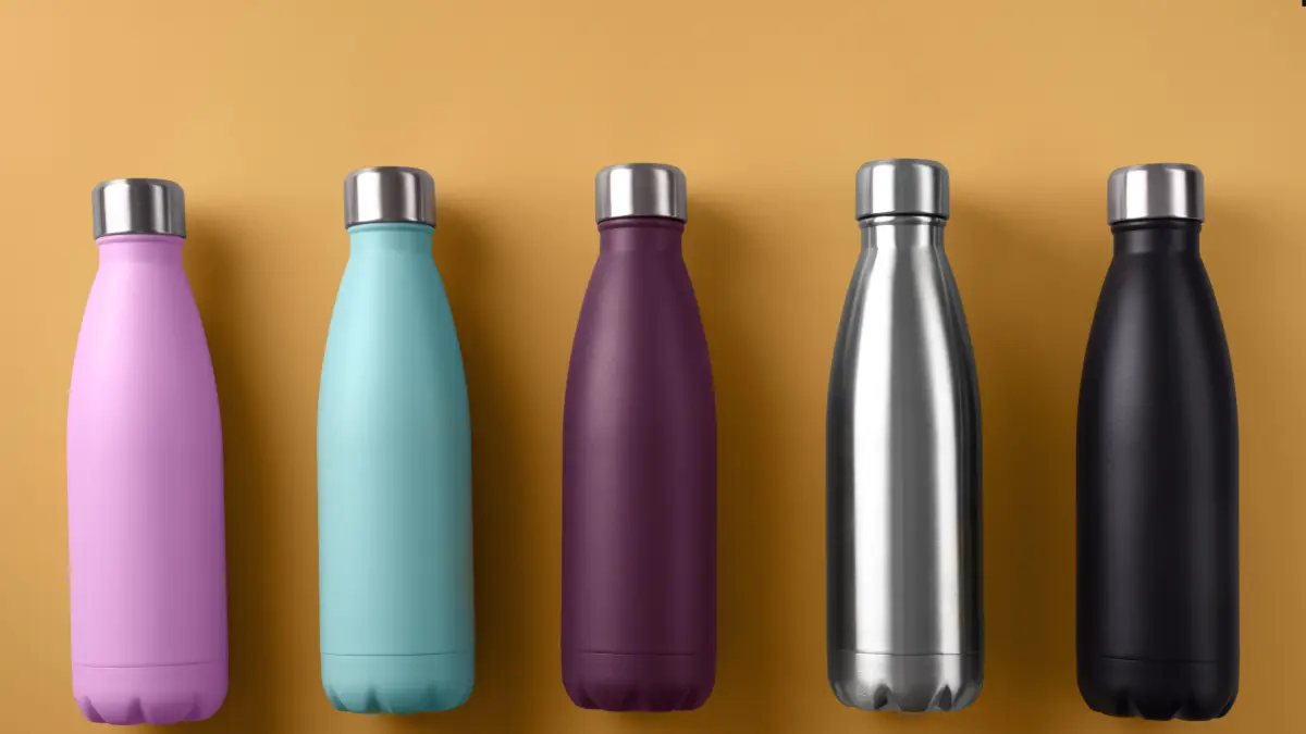 ILUSTRASI: Tren tumbler yang semakin populer dan berkembang, bahkan jadi fashion item di kalangan anak muda