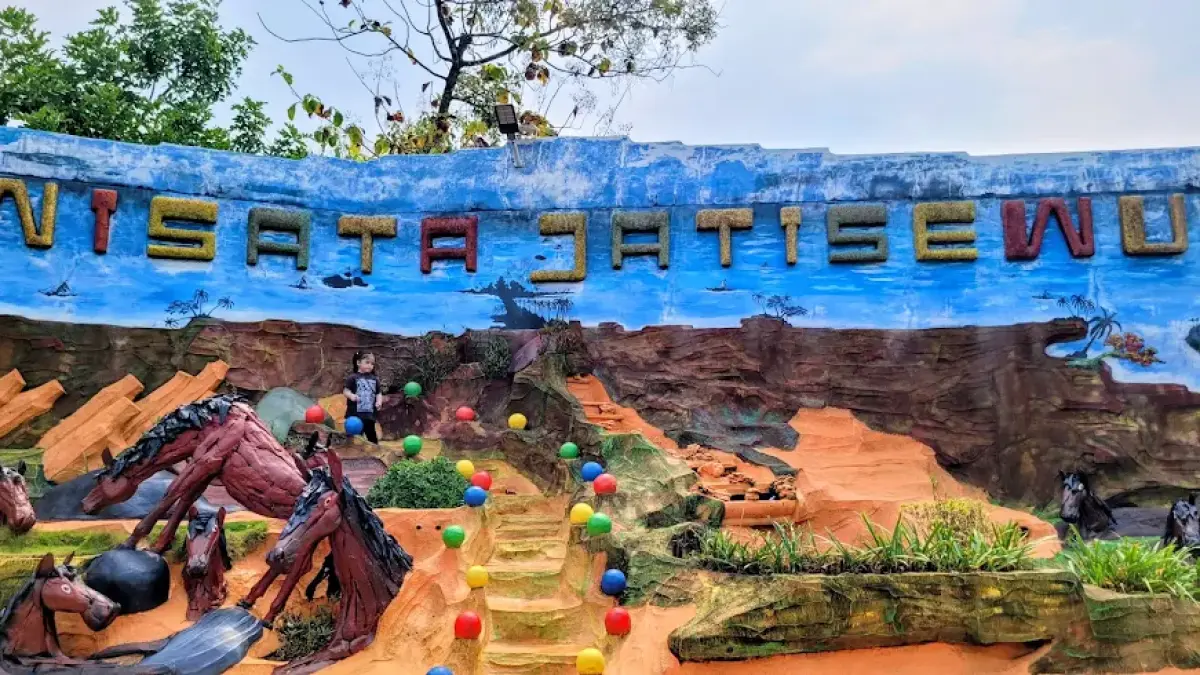 Wisata Jati Sewu Menganti diduga tak berizin usai viral insiden tenggelamnya bocah enam tahun. (Ist/Radar Gresik) 