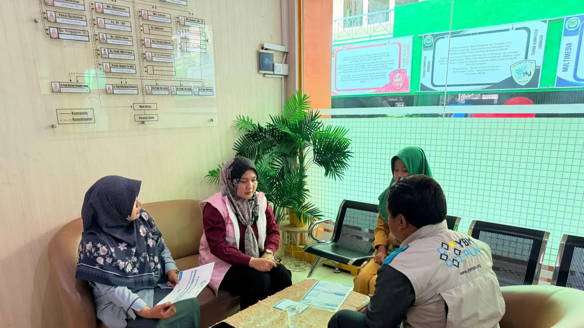 Sebagai bentuk kepedulian sosial yang selaras dengan nilai-nilai Pancasila, PLN melalui YBM PLN UP3 Gresik memberikan bantuan pelunasan tunggakan SPP agar Alfika dapat melanjutkan pendidikan tanpa terbebani persoalan biaya.