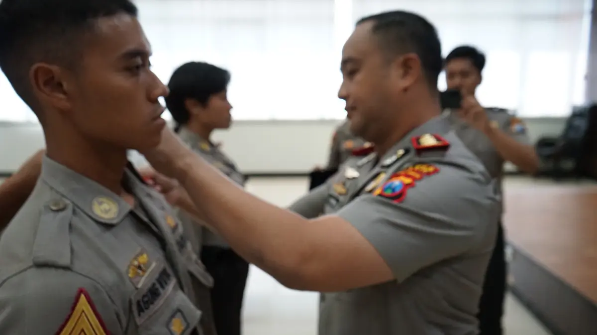 Kapolres Gresik resmi menerima 15 Taruna Akademi Kepolisian (Akpol) Tingkat III Angkatan 58 Batalyon Ksatriya Hawin Sarwahita. (Ist/Radar Gresik)