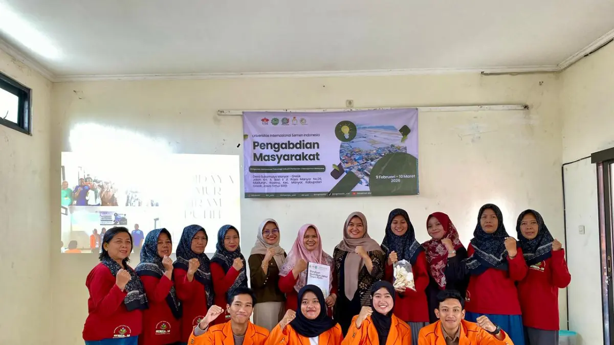 KOMPAK: Tim Pengabdian Masyarakat (Pengmas) UISI melaksanakan rangkaian program strategis di Desa Sukomulyo, Kecamatan Manyar, Kabupaten Gresik.