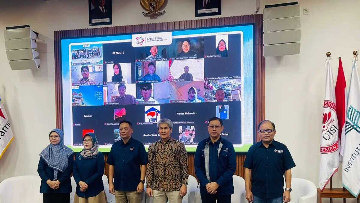 PERJALANAN PANJANG : Dari ketatnya seleksi administrasi, tes online, hingga wawancara, aliansi resmi menetapkan 312 talenta muda terbaik bangsa sebagai peraih beasiswa APERTI BUMN tahun 2026. (NOVIA/ RADAR GRESIK)