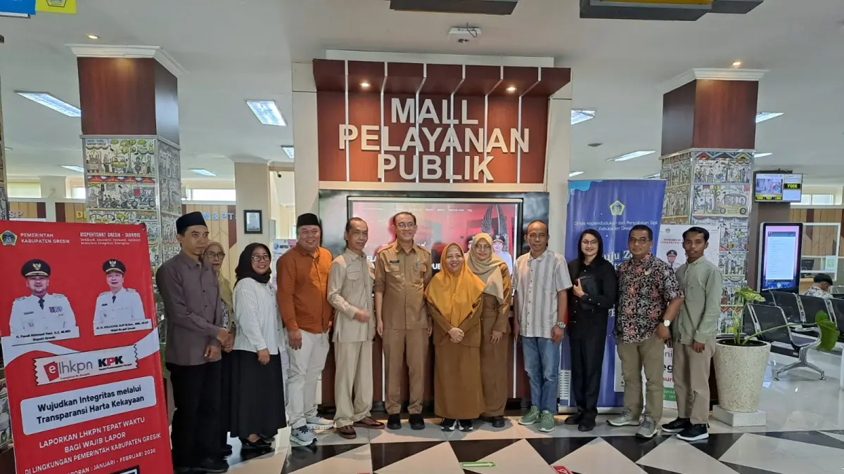 INTEGRASI LAYANAN PUBLIK : Mall Pelayanan Publik Kabupaten Gresik menerima kunjungan kerja dan studi pembelajaran dari DPRD Kabupaten Lumajang. (IST/ RADAR GRESIK)