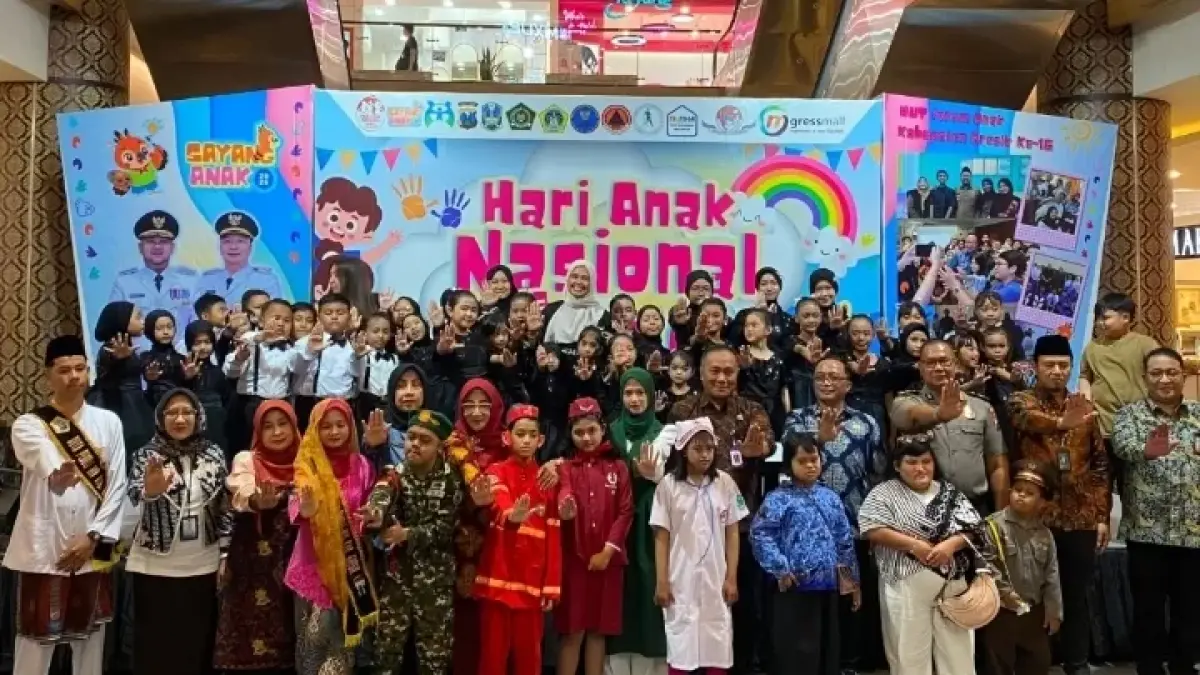 Peringatan Hari Anak di Kabupaten Gresik berlangsung meriah. (Foto : Riri/Radar Gresik) 