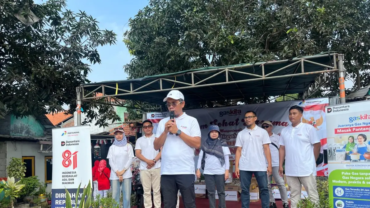 Denny Harianto selaku perwakilan Area Surabaya Sales and Operation Region III PGN saat sambutan di sela-sela peringatan Agustusan di Kelurahan Sidomoro RW 4.