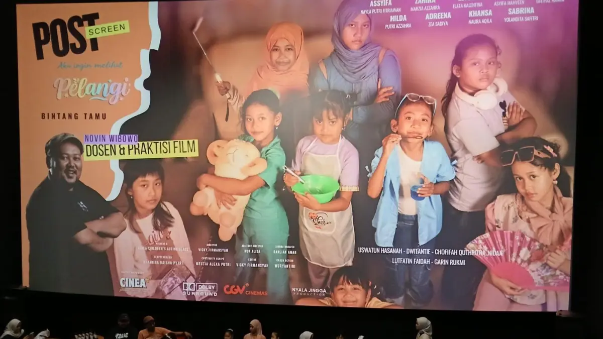 FILM: Pemutaran film pendek Aku Ingin Melihat Pelangi karya sineas muda Gresik yang sukses tayang di CGV Icon Mall Gresik. (Foto: DOK/Radar Gresik)