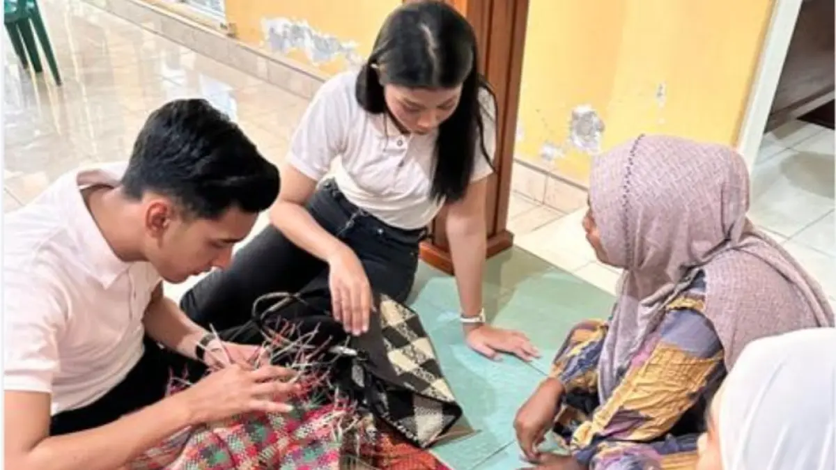 WARISAN : Tikar Pandan Bawean jadi Warisan Budaya Takbenda (WBTB) Indonesia 2026. (Foto : Dok/Radar Gresik) 