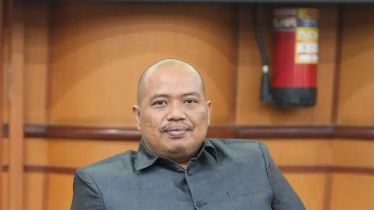 Anggota Fraksi DPRD Gresik Yuyun Wahyudi. (Foto : Fajar/Radar Gresik) 