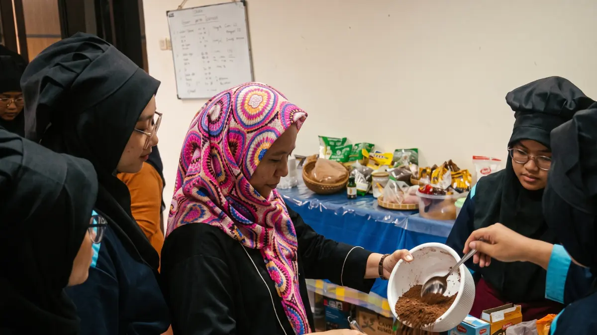 Melalui Program Pelibatan dan Pengembangan Masyarakat (PPM), PHE WMO menggelar Pelatihan Keterampilan Berbasis Kompetensi bagi warga Desa Sidorukun Gresik.