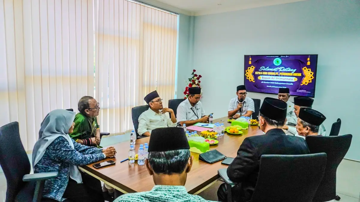 SILATURAHMI : Petrokimia Gresik silaturahmi ke MUI Gresik. (Foto : Ist/Radar Gresik)