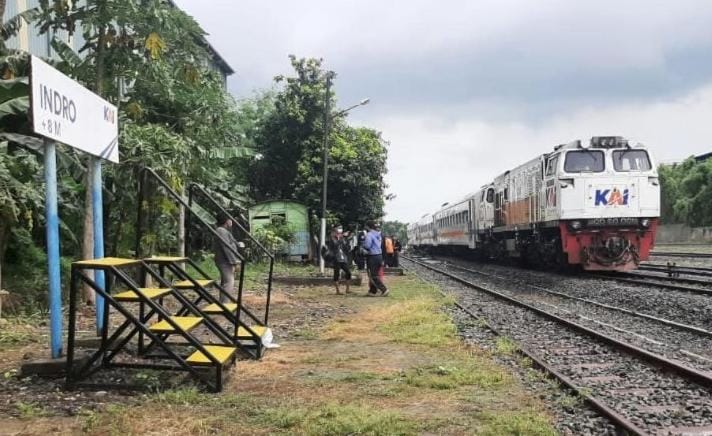 BAKAL BEROPERASI: Mulai tanggal 10 Februari besok KAI jurusan Gresik-Surabaya mulai beroperasi.
