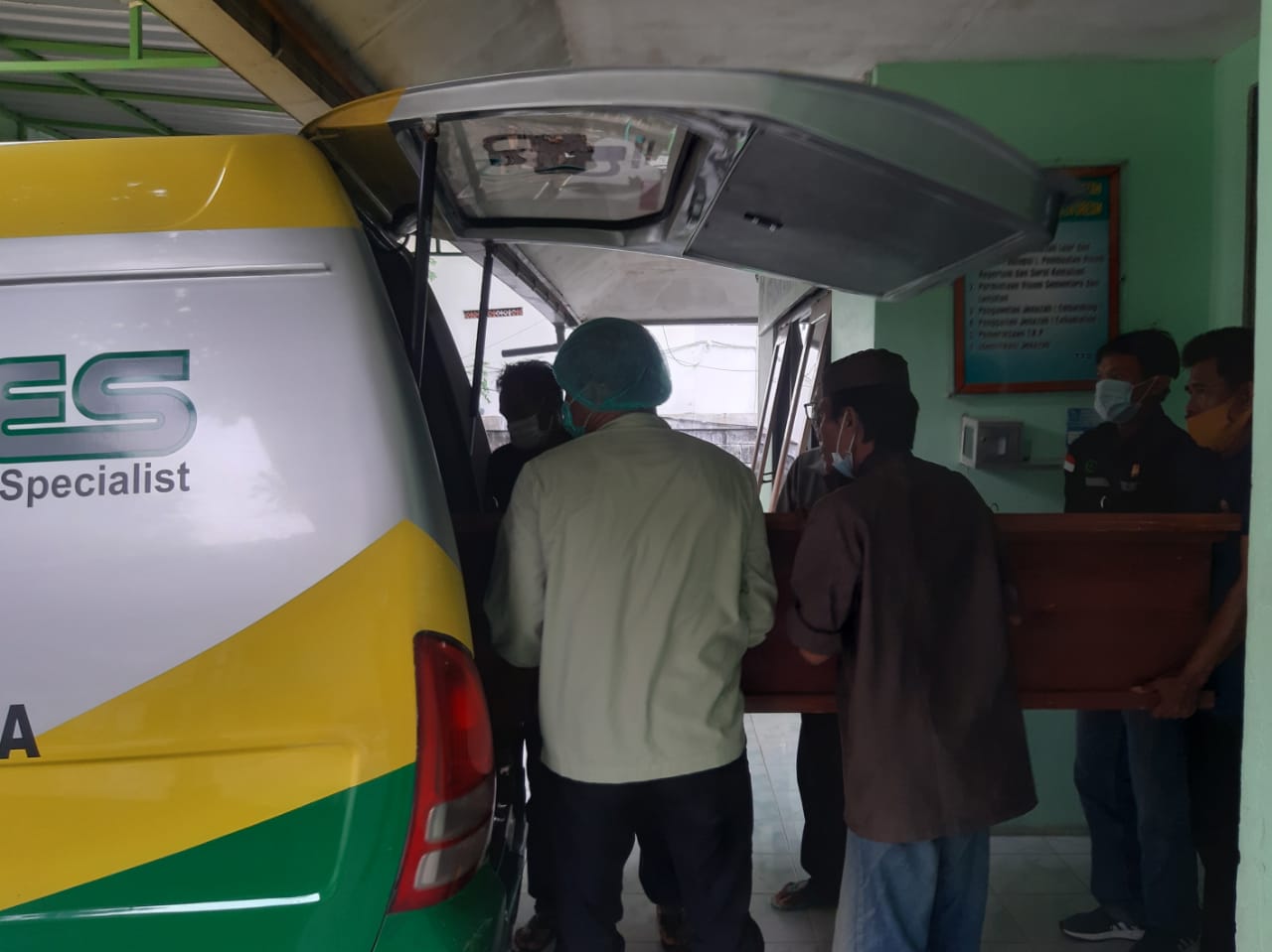 Kasus kecelakaan kerja yang mendera PT Citra Adi Sarana (CAS) nampaknya semakin pelik. (Firman/radar Gresik)