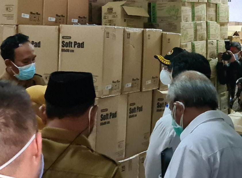 SIDAK: Menko PMK, Muhadjir Effendi memastikan stok obat di Gresik aman sampai 30 hari ke depan. (Dok/Radar Gresik)