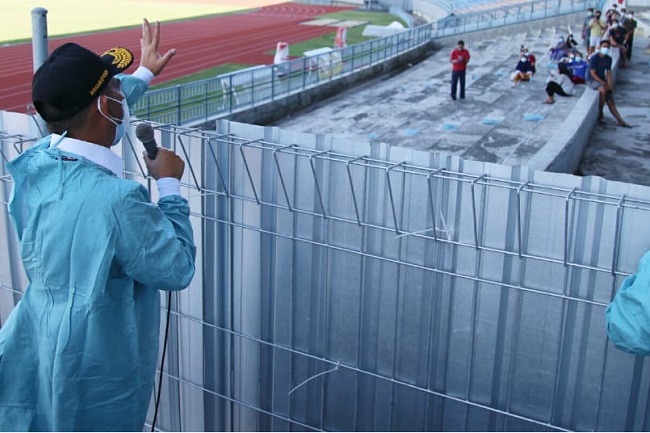 TERPUSAT: Stadion Gelora Joko Samudro akan menjadi lokasi isolasi terpusat dan terpadu. (RADAR GRESIK/FIRMAN)