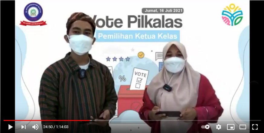 Demokrasi : Ditengah pandemi dan PPKM, SD Muhammadiyah Manyar Gresik melangsungkan pemilihan ketua kelas secara e-voting. (Dok/Radar Gresik)