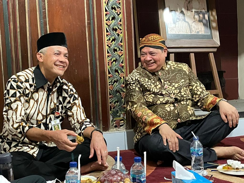 Airlangga dan Ganjar Ziarah Kiyai Bersama di Jatinom Klaten (Istimewa/Radar Gresik)