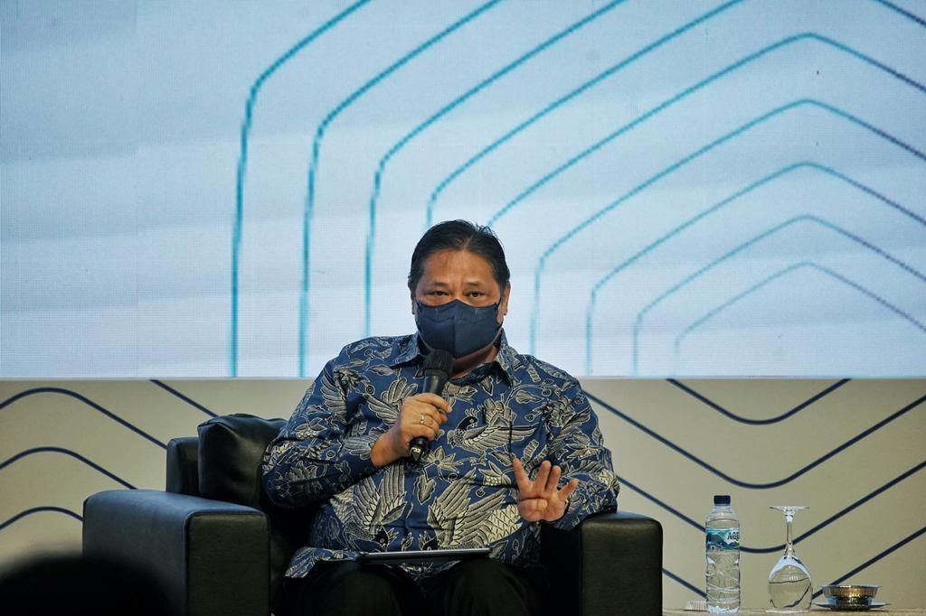 Menteri Koordinator Bidang Perekonomian Airlangga Hartarto dalam acara 12th Kompas100 CEO Forum dengan tajuk “Ekonomi Sehat 2022”. (Istimewa/ Radar Gresik)